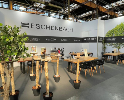 Bridge EF bouwt een modulaire, duurzame stand voor Eschenbach Eyewear op de Bold Optical Fair